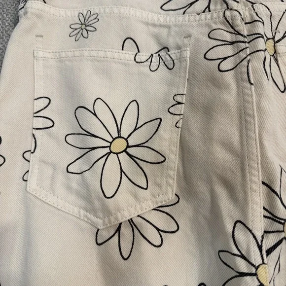 WE THE FREE PEOPLE DAISY Print wren Jeans Women's Size 30 Cream Cropped Denim - Picture 5 of 9